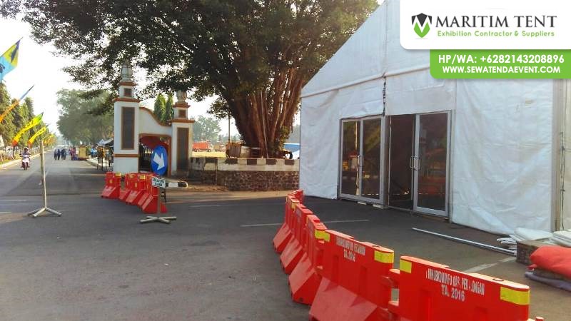 Pemasangan Tenda roder event pekan Raya kajen Tgl 25-31 Agustus 2018 Di Alun alun kab Kajen jawa tengah