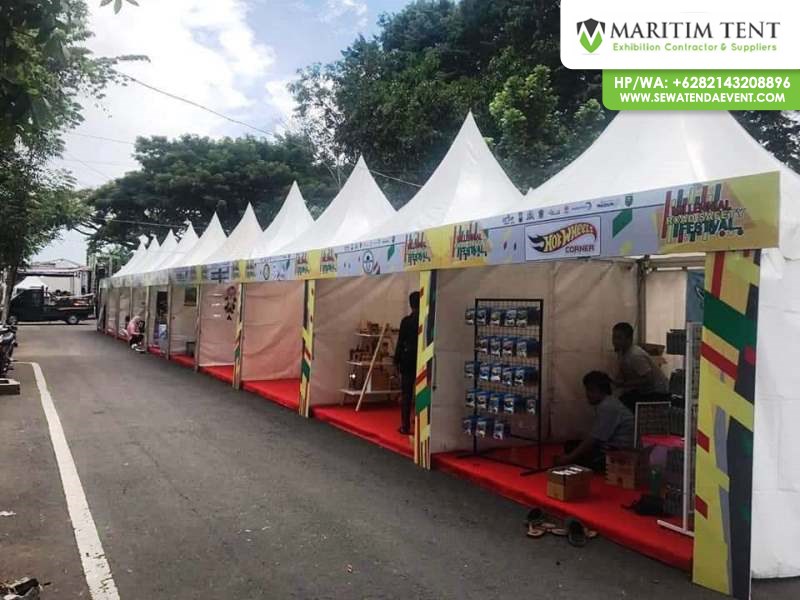Tenda Sarnafil Event Millennial Road Safety Festival di Madiun