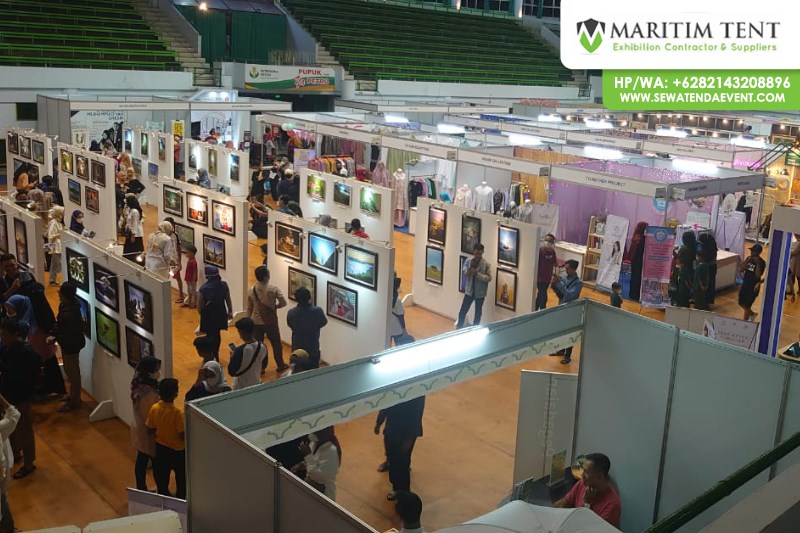 partisi pameran gresik