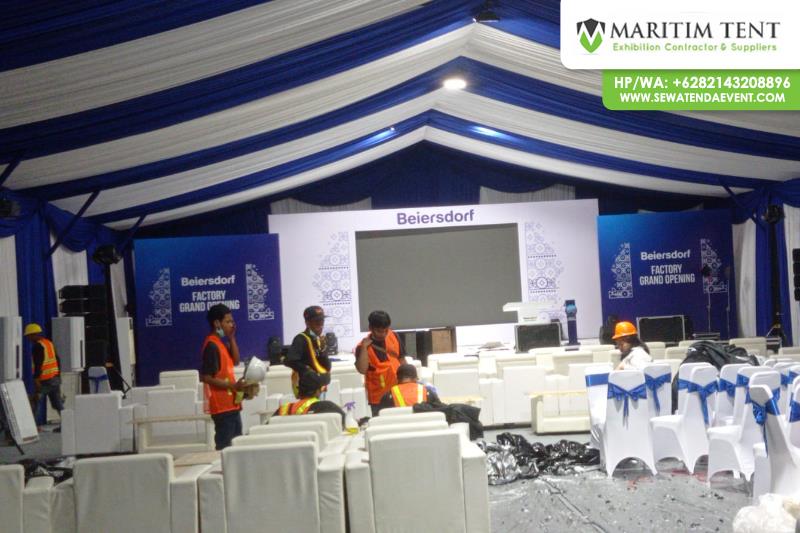 sewa tenda roder dan dekorasi kain di Malang (1)
