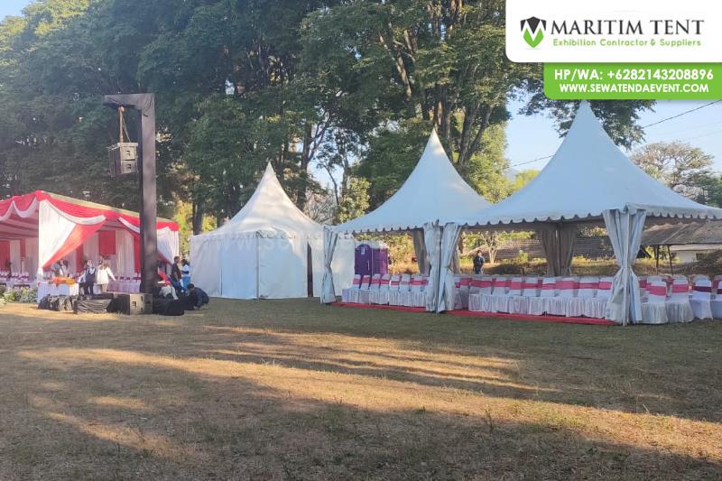 Pemasangan Tenda dan Flooring Event di Selorejo