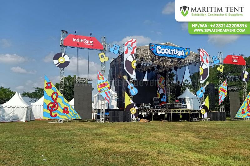 Pemasangan Tenda Sarnafil Event Cooltura Telkomsel di Bojonegoro