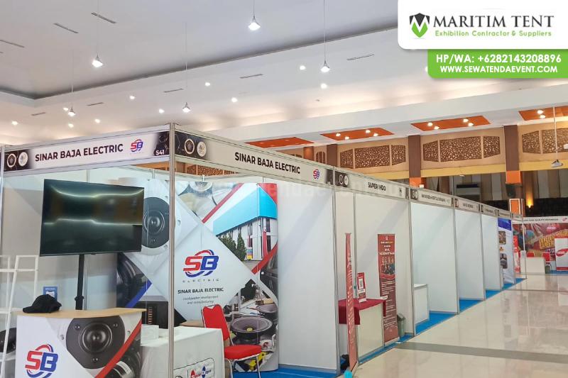Sewa Partisi R8 Event Job Fair UB 2025